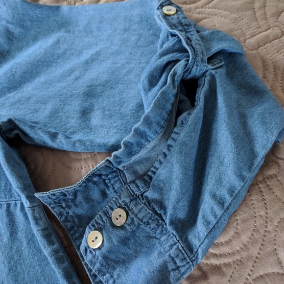 Ruby Rd Petite Button down denim blue shirt 6P - Picture 6 of 8